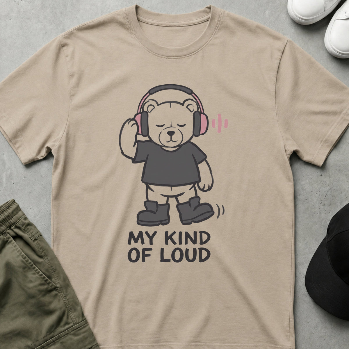 Loud Bear T-Shirt Sand